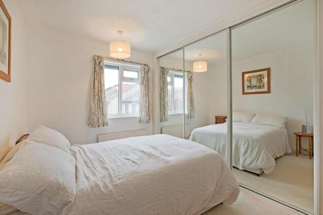 2 bed Semi-Detached for sale Image 8