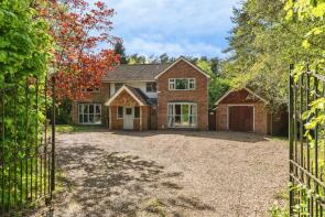 38 Pine Copse, Kingswood Firs, Grayshott, Hindhead GU26 6EU