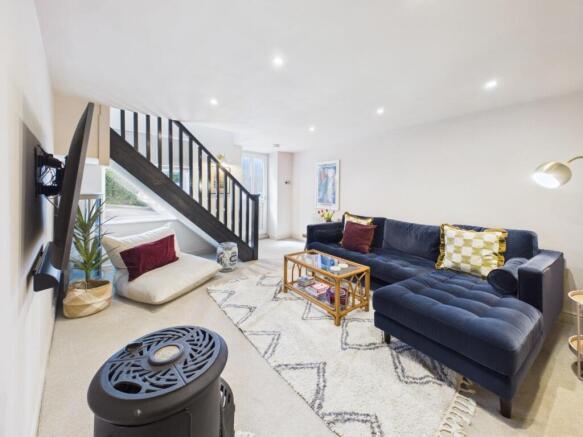 3 bed Terraced for sale Image 8