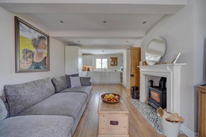 13 Apple Tree Walk (