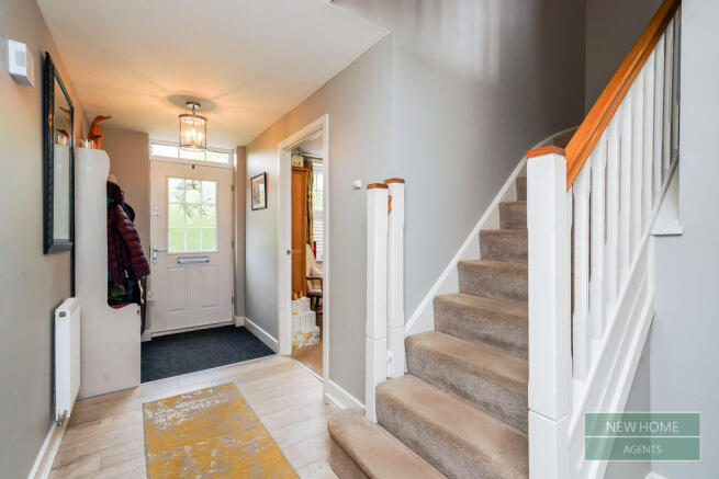 4 bed Detached for sale Image 12