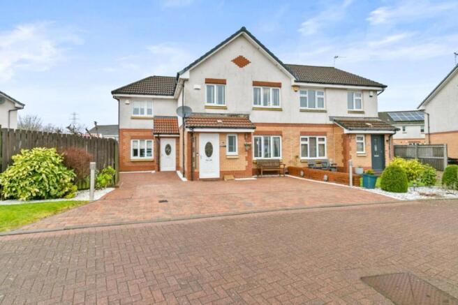5-bed house on Whitacres Road, Glasgow, G53, £300,000