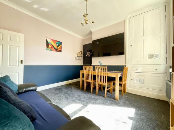 5 bed Terraced for sale Image 7
