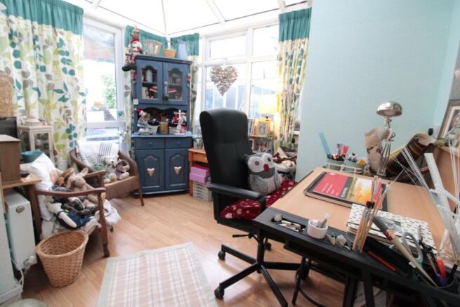 FAMILY ROOM/BEDROOM 