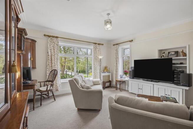 4 bed Duplex for sale Image 9