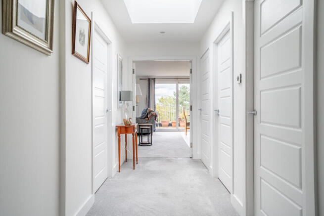 2 bed Penthouse for sale Image 10