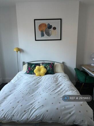 1 bed House Share to rent Image 9