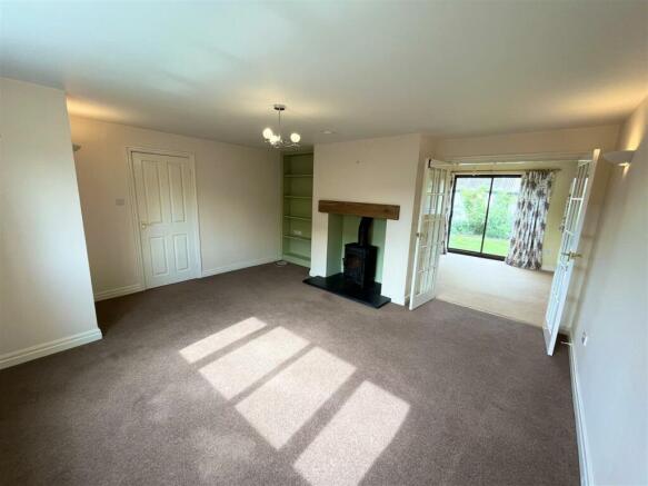 Living Room ..jpeg