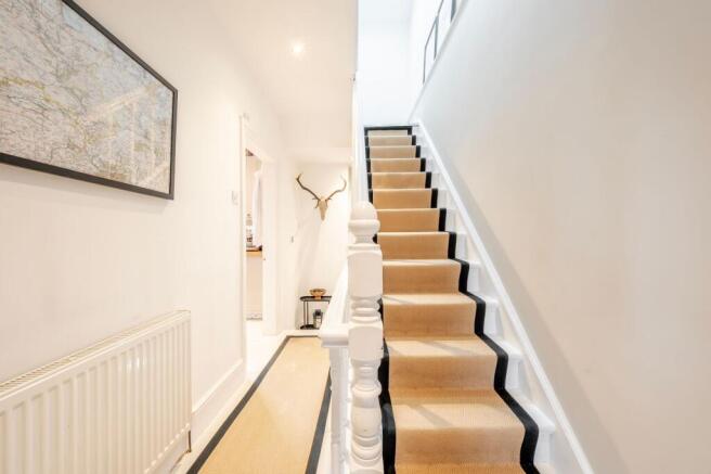 2 bed Apartment to rent Image 12