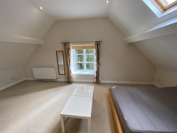 BEDROOM  SIX