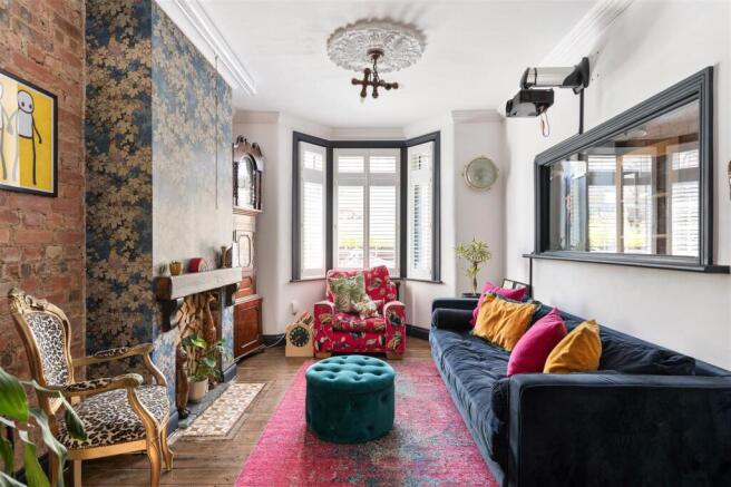 Farmer Road, E10