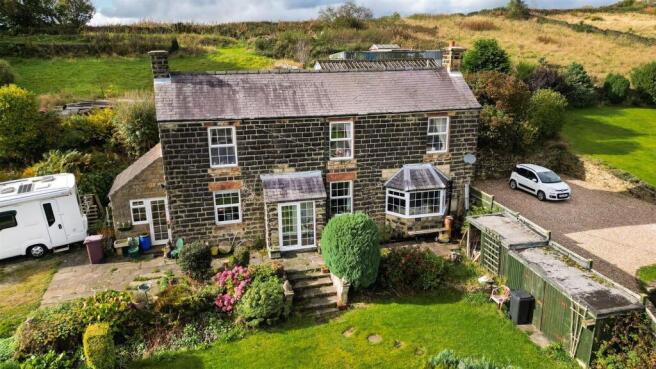 4-bed detached on Ashover Road, Ashover, S45, £599,950