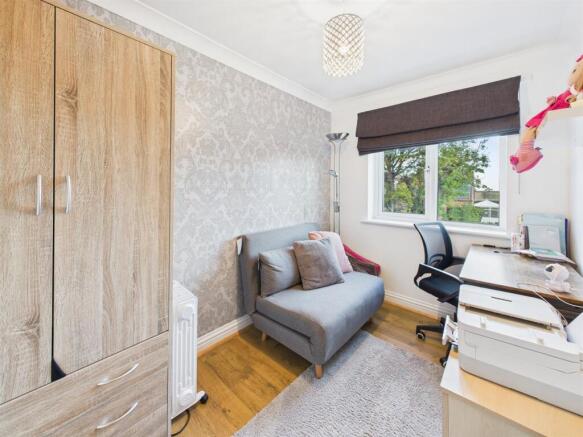 3 bed Terraced for sale Image 7