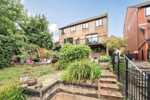 40, Heron Island, Caversham, Reading RG4 8DQ