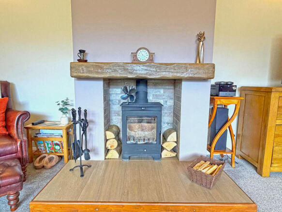 Wharwell Lane, Great Wyrley, WS6 6ET photo 4