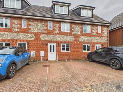 Victory Court, Stowmarket, Suffolk, IP14 2EB