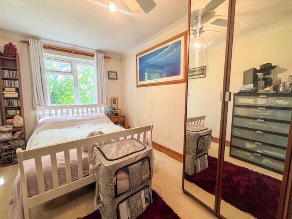 Skarnings Court Winters Way Waltham Abbey EN9 3HE photo 5