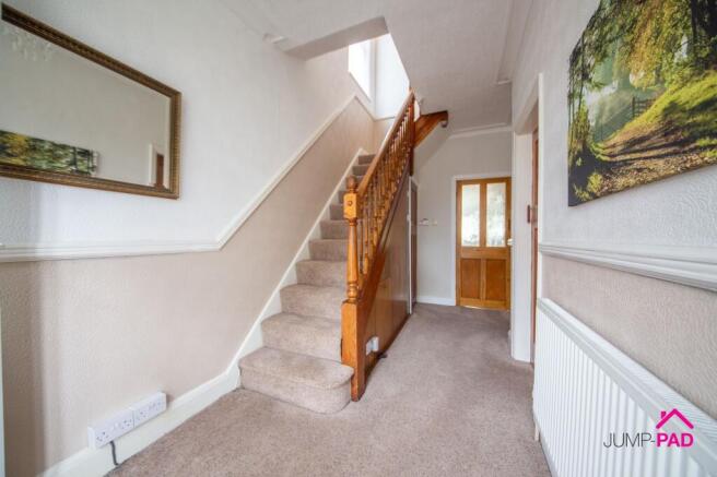 ENTRANCE HALLWAY
