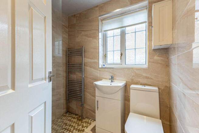 2 bed Semi-Detached Bungalow for sale Image 11
