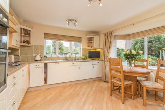 Kitchen / Breakfast