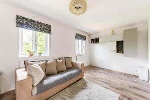 66, Cambridge Close, London NW10 0AW
