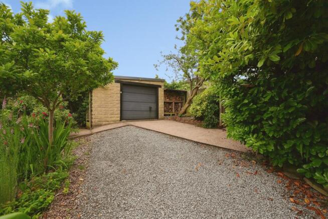 4 bed Detached for sale Image 4