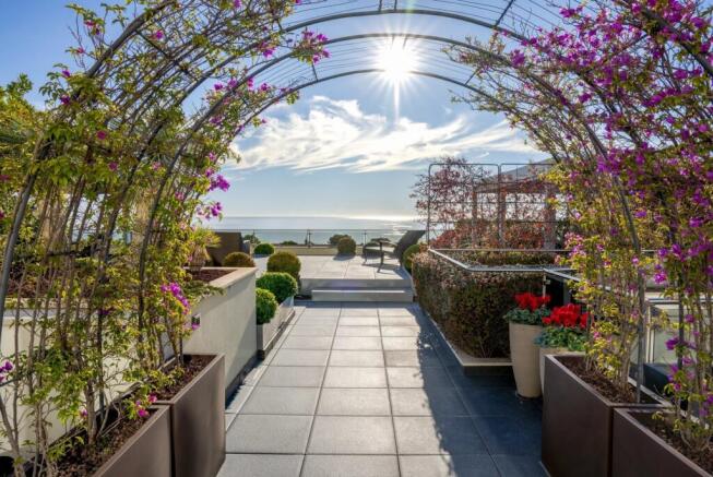 4 VARAVILLA DRONE IMMO M RCM