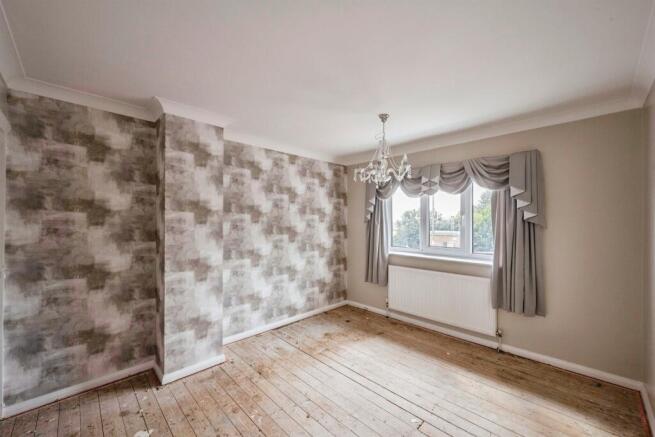 3 bed Semi-Detached for sale Image 11