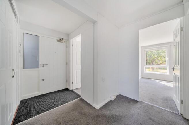 2 bed Apartment for sale Image 10