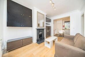 18, Deal Street, London E1 5AH