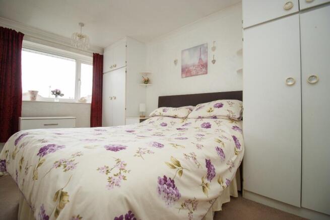 3 bed Semi-Detached Bungalow for sale Image 8