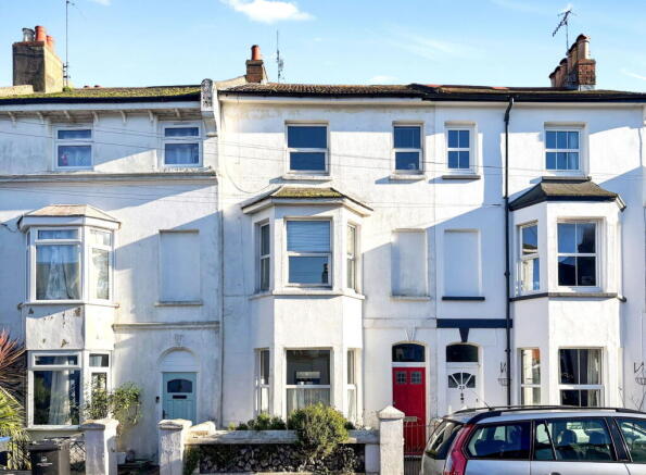5-bed terraced on Hertford Road, Worthing BN11 1HX, £475,000