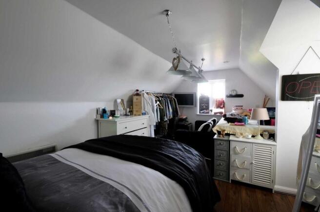 GARAGE STUDIO ROOM