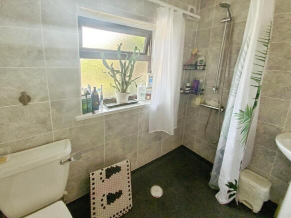 2 bed Terraced for sale Image 5