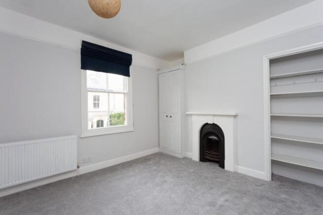 3 bed Detached to rent Image 8