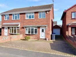 8, Portland Road, New Rossington, Doncaster DN11 0UZ