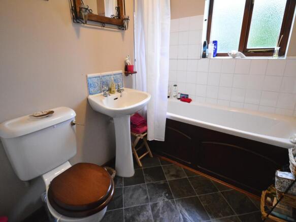 Bathroom / WC