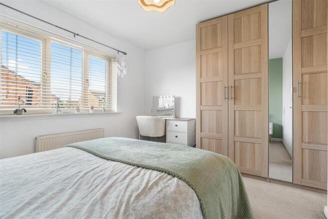 2 bed Terraced for sale Image 12
