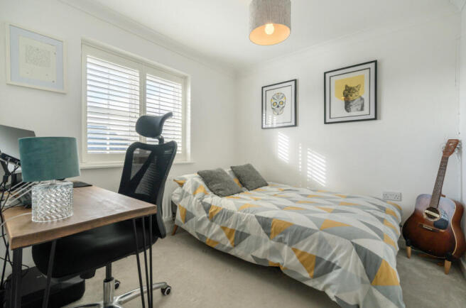 Morshead Drive, Binfield, Bracknell, Berkshire, RG42 photo 5