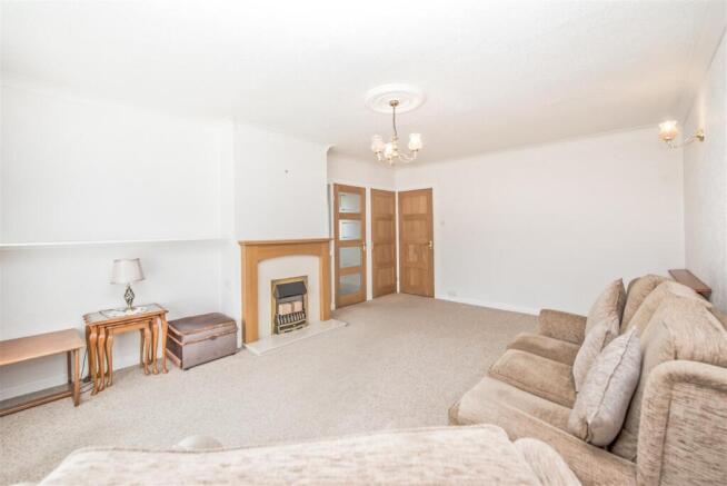 2 bed Semi-Detached Bungalow for sale Image 9
