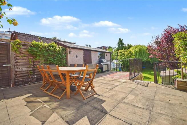 4 bed Semi-Detached for sale Image 9