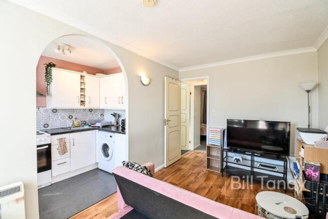 Photo 11