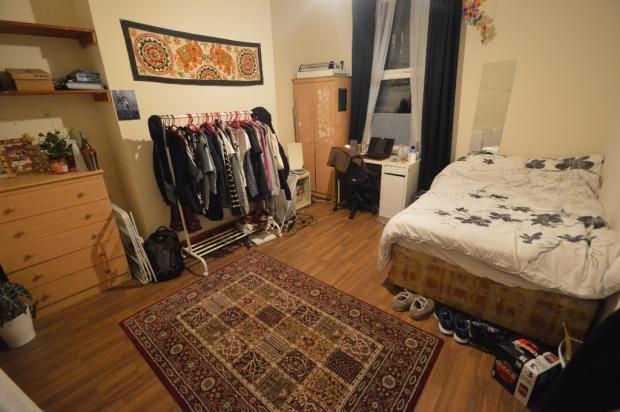 6 bed Terraced to rent Image 8