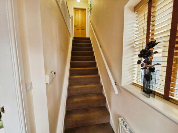 3 bed Detached for sale Image 4