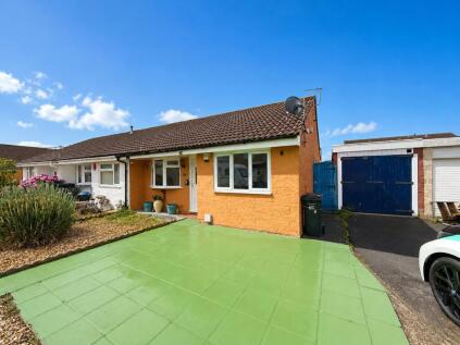 Burnett Close, Burnham On Sea, Somerset, TA8