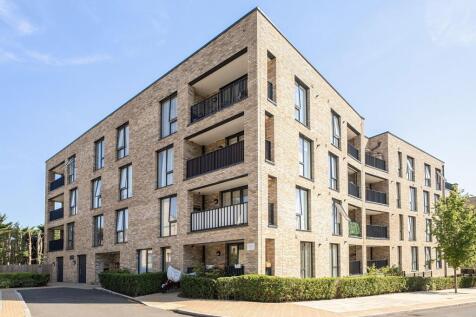 Dollis Valley Drive, Aphrodite Court, EN5