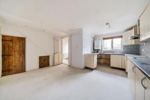 29, Lowry Court, Andover SP10 3SX