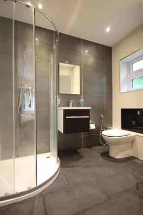 Guest En-Suite