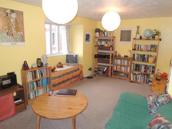 Living Room: