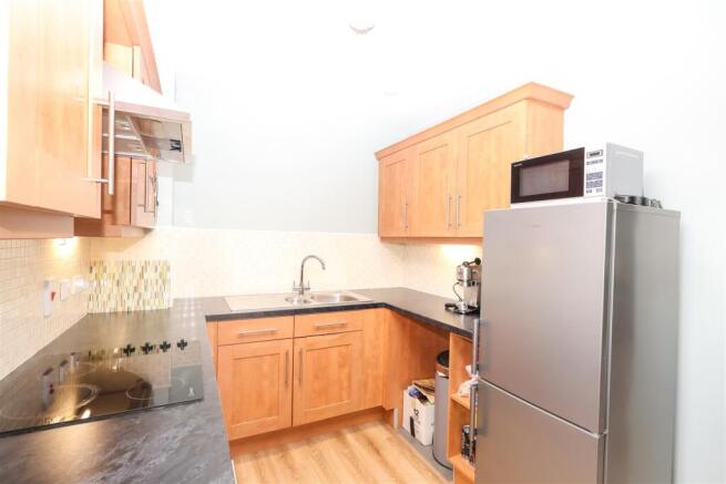 2 bed Apartment for sale Image 10